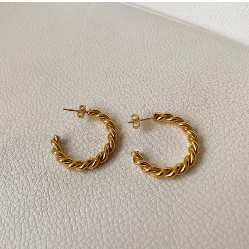 14k Gold Twisted Minimalist Hoop Earrings - Picture 3 of 8